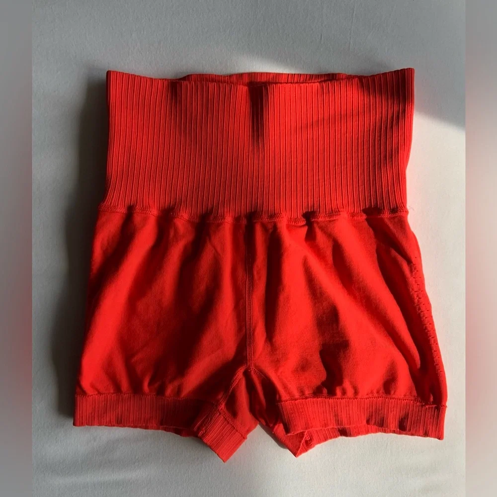 Free People Movement ~ Seamless Good Karma Running Shorts ~ Size XS ~ * NWT * - Picture 10 of 15